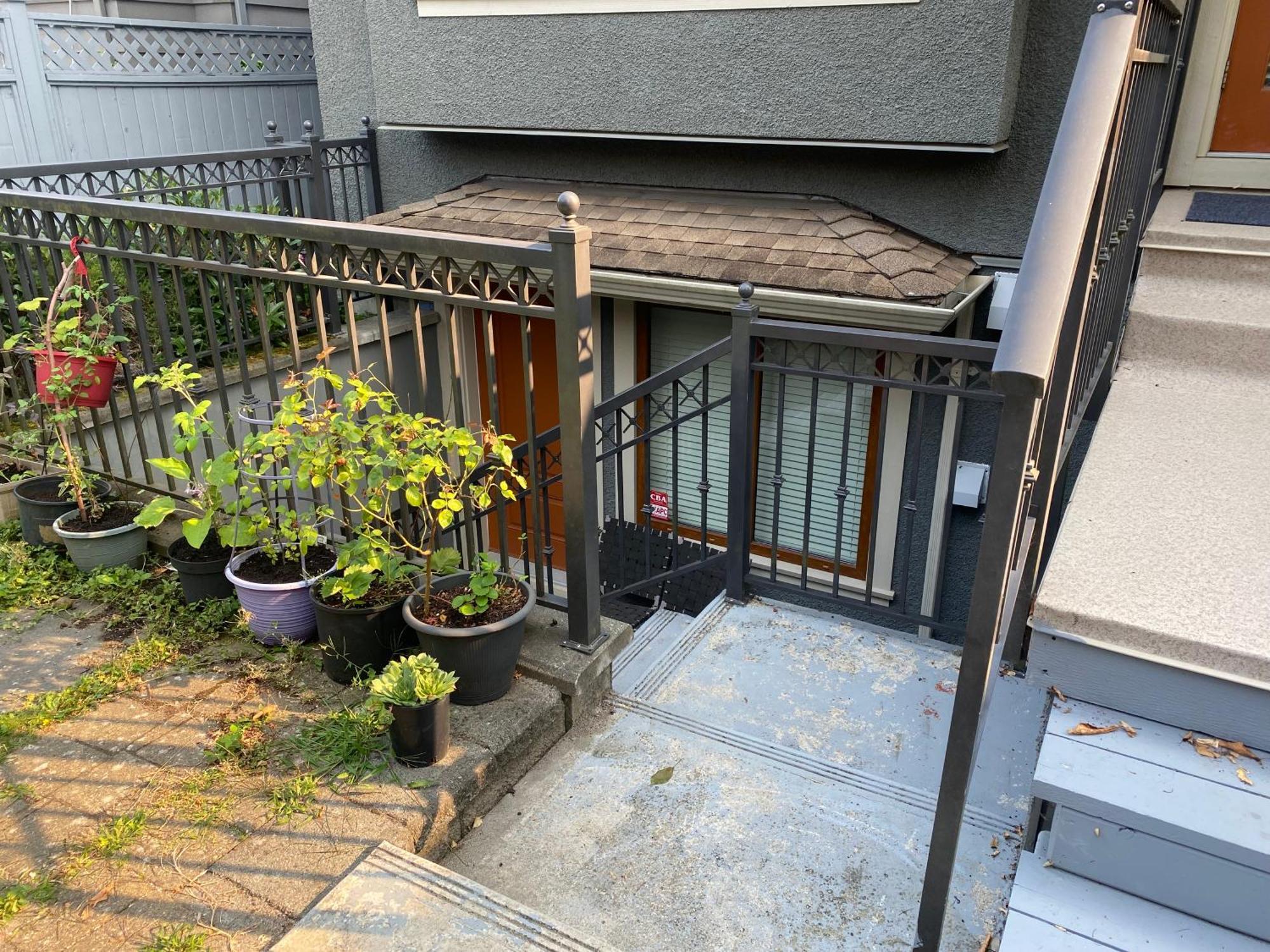 Spacious Modern New Suite Vancouver Exterior photo